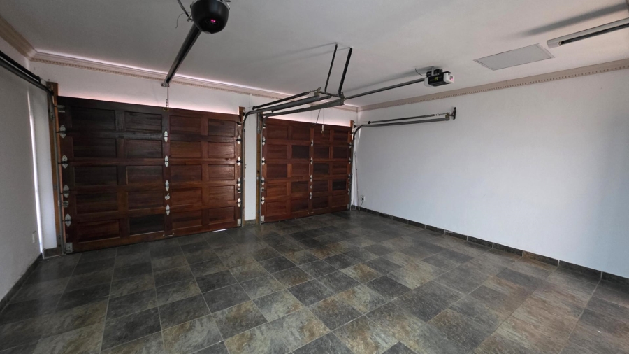 4 Bedroom Property for Sale in Ifafi North West